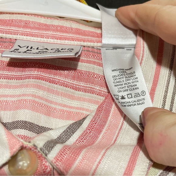 Vintage Villager Sport Petites short sleeved striped, tailored, fitted button up - Picture 7 of 8